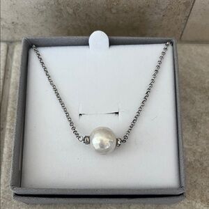 Elegant Silver Pearl Necklace